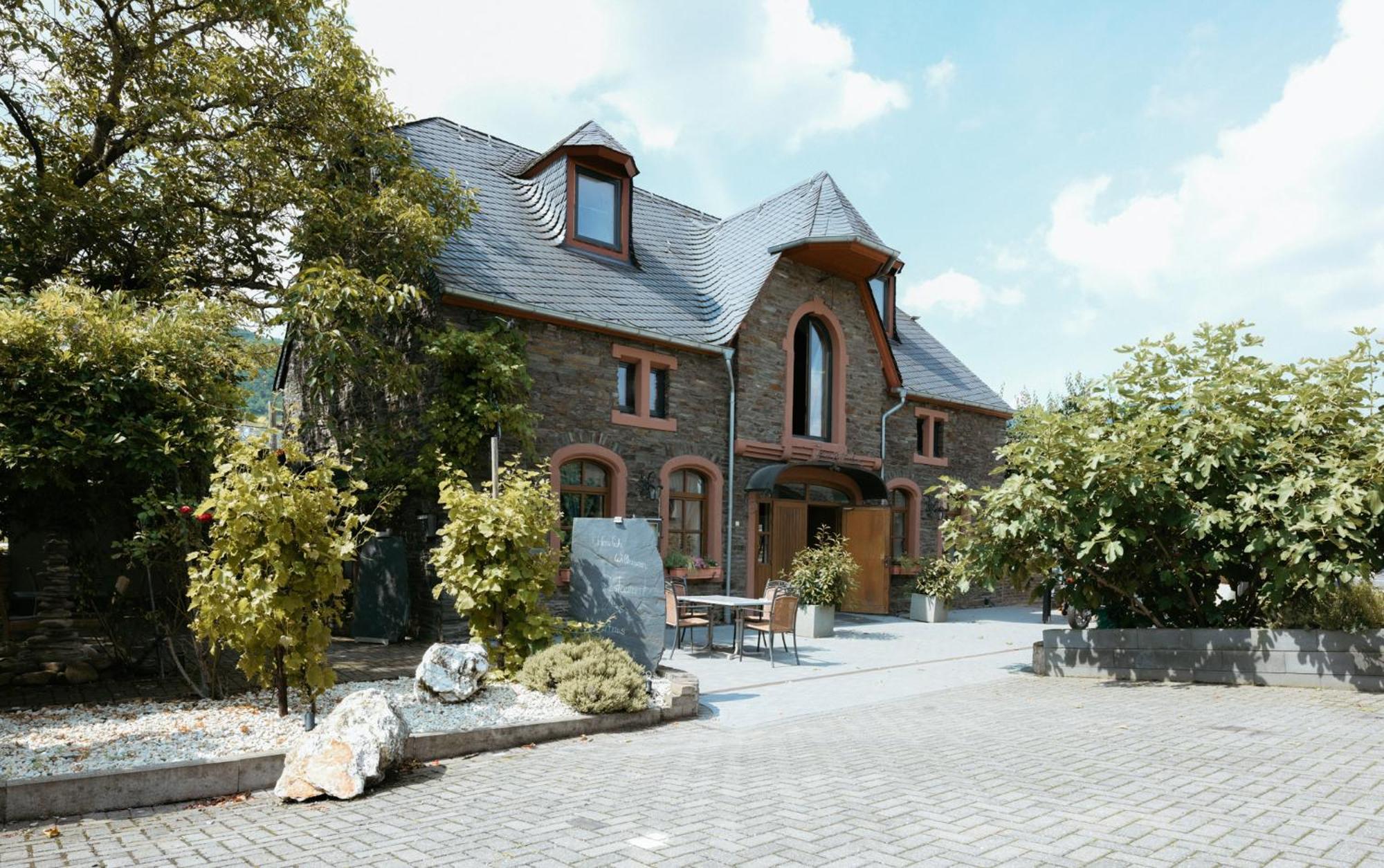 Altes Kelterhaus & Plein Hotel By Markus Plein Wintrich Dış mekan fotoğraf